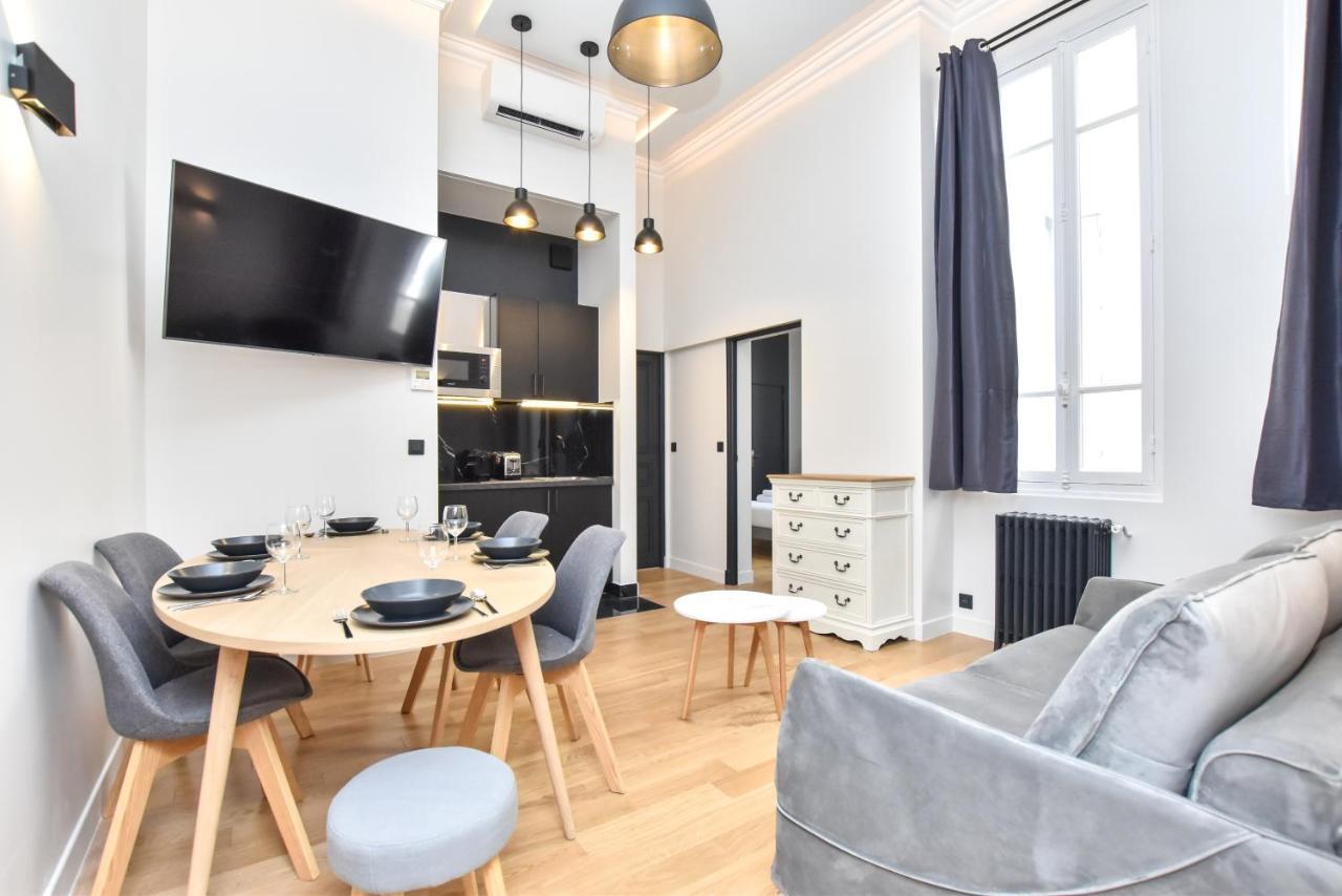 Cosy Apartment - 2Br-7P - Arc De Triomphe パリ エクステリア 写真